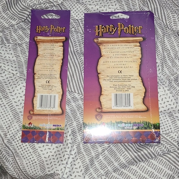 2 pr of Harry Potter Platform 9 3/4 Sherpa Slipper Socks bundle - Picture 7 of 7